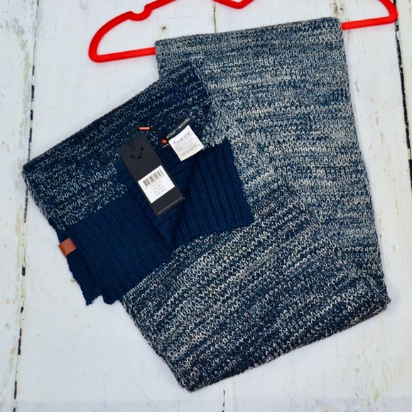 Bickley + Mitchell Other - 🎁NWT🎁Luxury Plush Preppy Gradient Navy Scarf